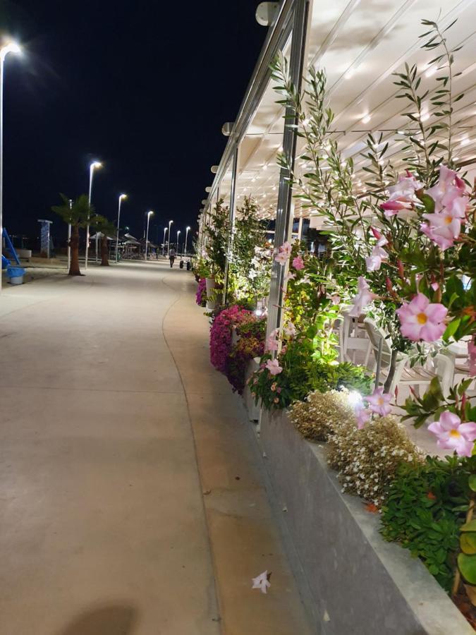 Relax Apartament Durrës Exterior foto